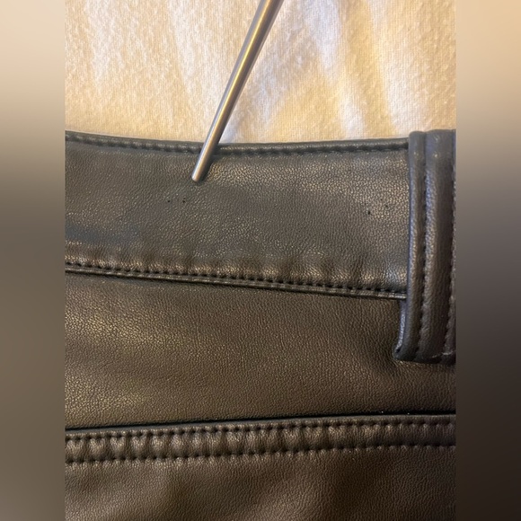 SOFT SURROUNDINGS - FAUX LEATHER JEANS - STRAIGHT LEG STYLE - Picture 10 of 11